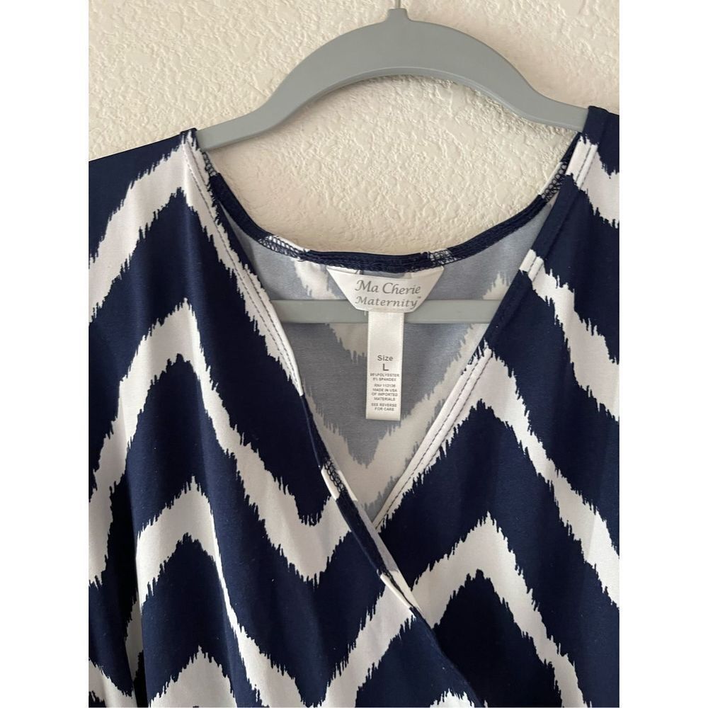 Maternity‎ chevron print wrap blouse - Picture 3 of 6